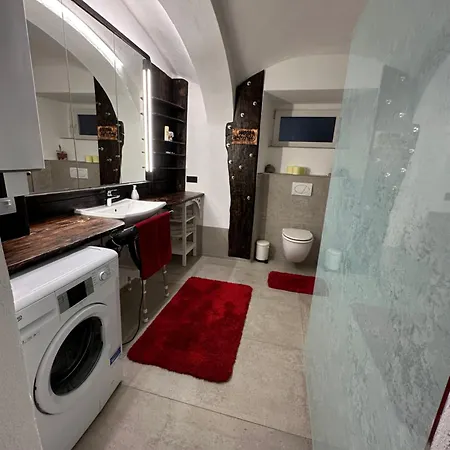 Wood Appartement Lambichl